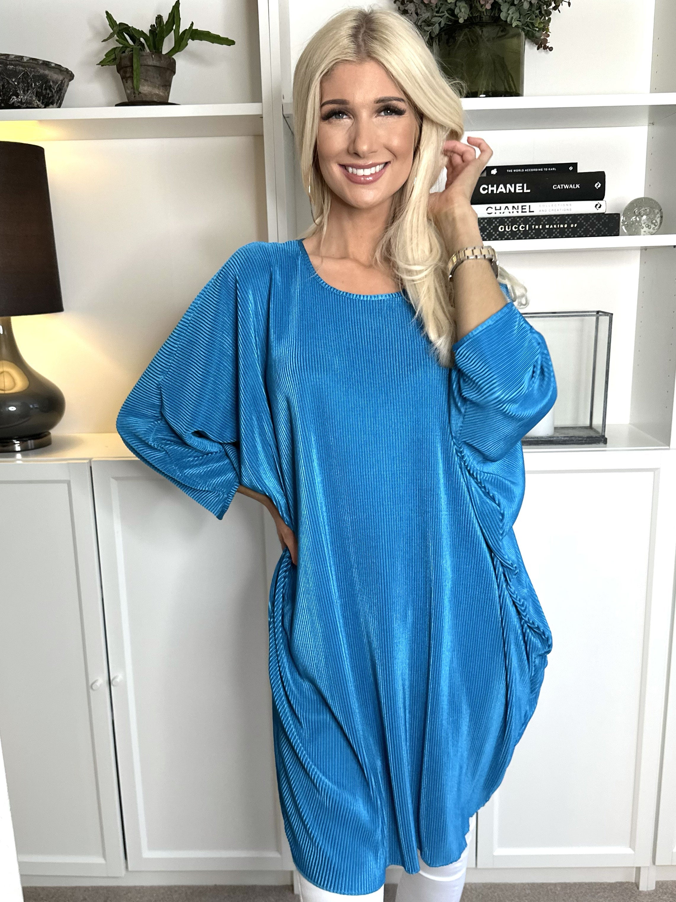 Elnora - Rillet tunika med fladdermusärmar